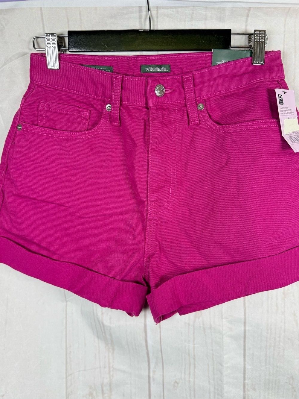 Wild fable Denim Mom Shorts High rise Size 6/28 pink